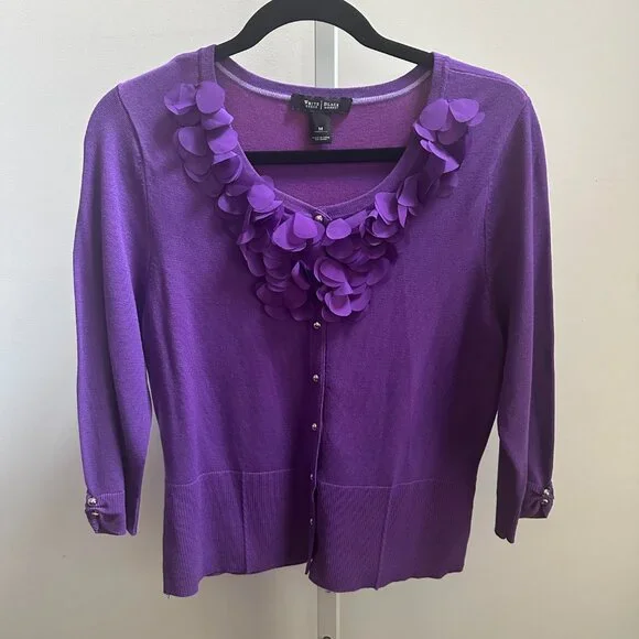 White House Black Market Purple Cardigan Sweater Floral Ruffle Appliques Sz M - Picture 8 of 8